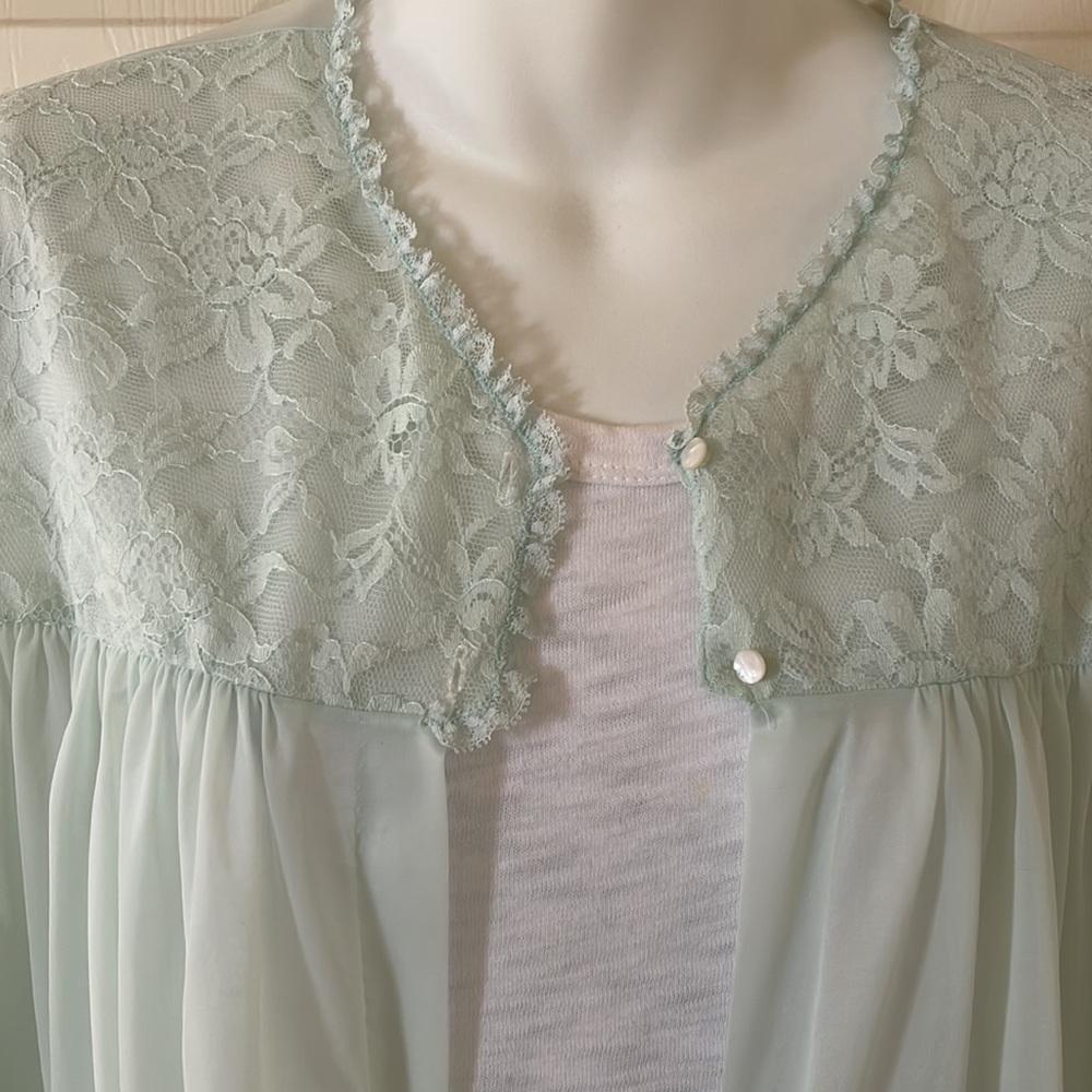 Vintage Vanity Fair Bed Jacket - Picture 2 of 7